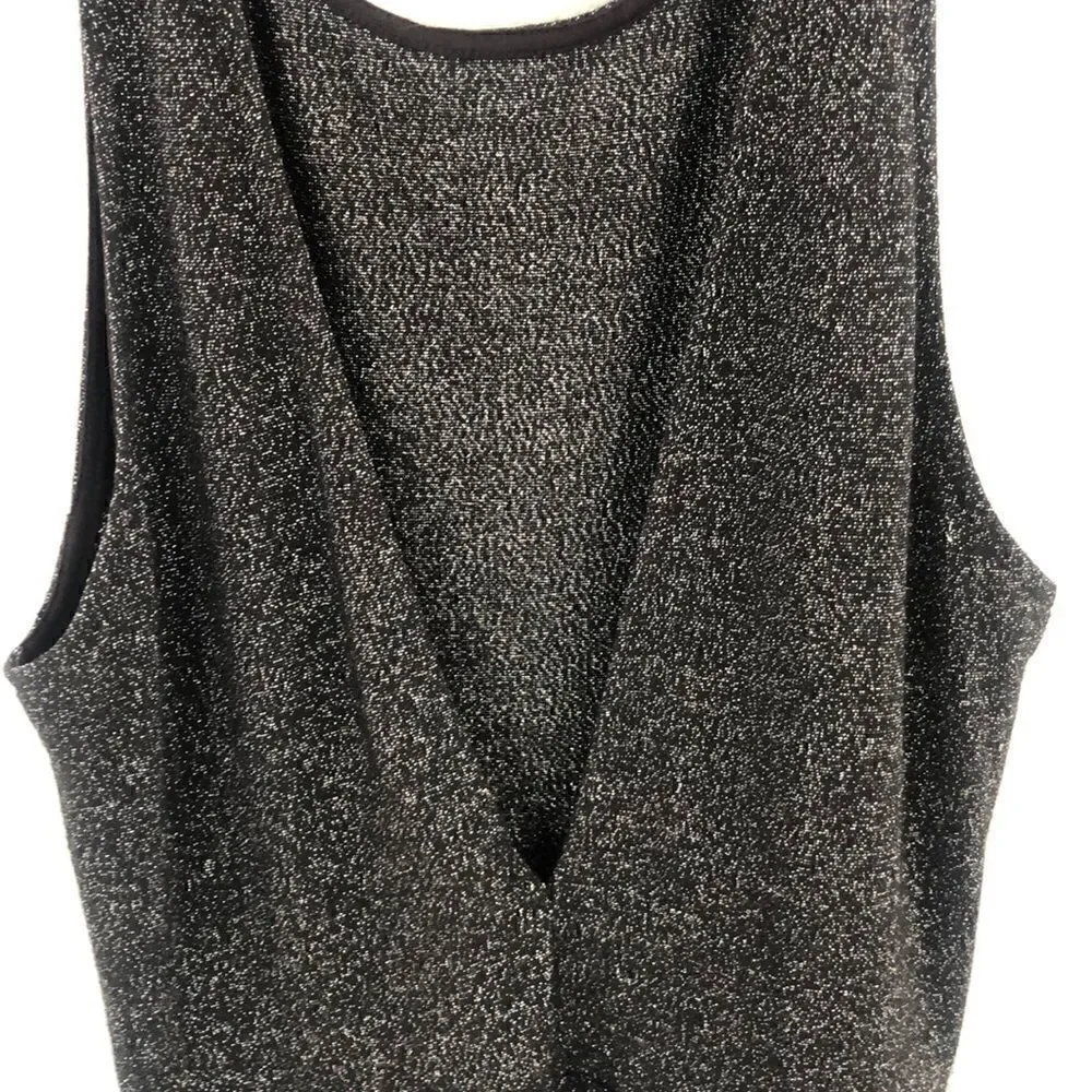 Divided little black dress. Size 4. Lots of sparkle! - Picture 5 of 9
